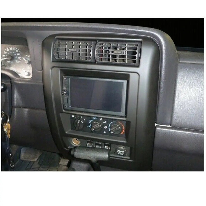 Metra 95-6554B Double-DIN Stereo for Select Jeep Cherokee Vehicle 1997-2001 Metra